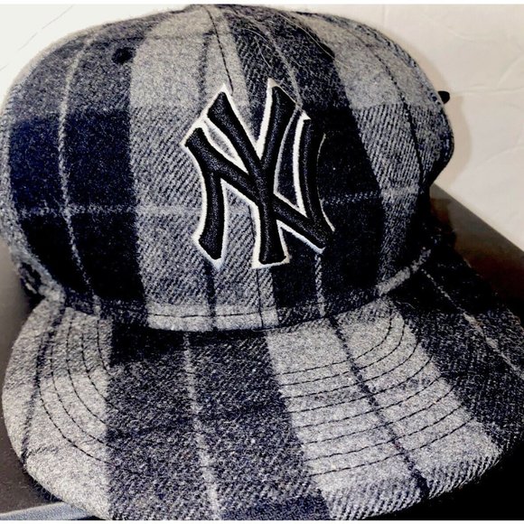 new era fitted hat Ny yankee baseball rare 7 1/2